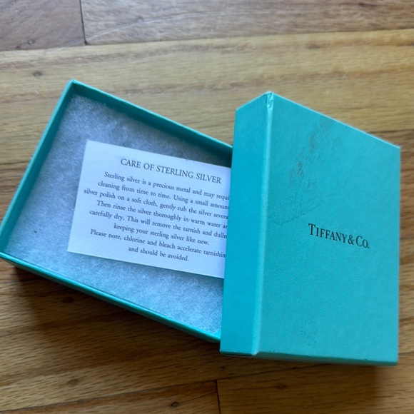 Tiffany & Co. Silver Necklace Timeless Elegance - Picture 6 of 9